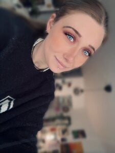 PaulinaSchmidt Public Pic 4