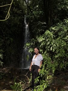 Ivonneadams Public Pic 3