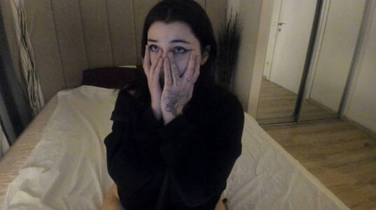 Emily_Chewits's My live Sex Photo 1
