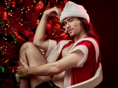 FreyrVik Santa attracted you to something very hot Pic 7