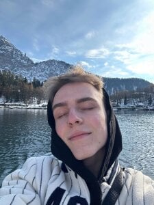 MarcusLargus Public Pic 4