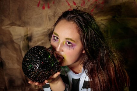 Vic_Taylor Bee...ttle... 🤫 Pic 2