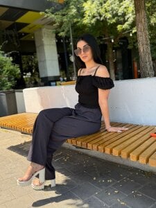 Olivia__Hart Public Pic 4