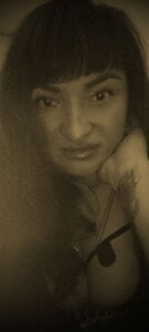 AllinaKis Public Pic