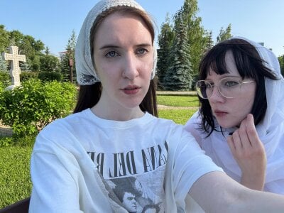 Iwanturcarrot_ Bunny and Lana Pic 3