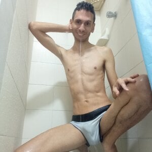 Andres_J4 In the shower Pic 8