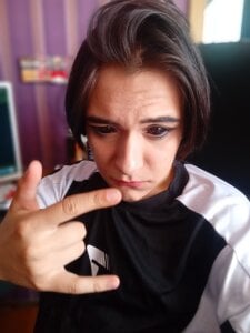 Misha (old version) de GraypacLive  8 Imagens