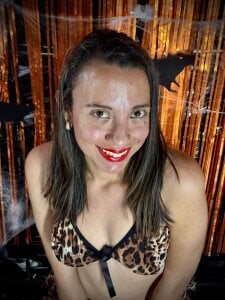 Lunahot68: Public ( 2 фото)