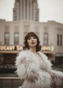 VioletKorineck Public Pic 6