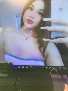 we are friends od CUTE_FOXXX_KENDAL_ROXXXY  6 snímek