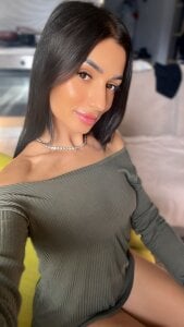 VickyM99 Selfies only! 💎 Gambar 3