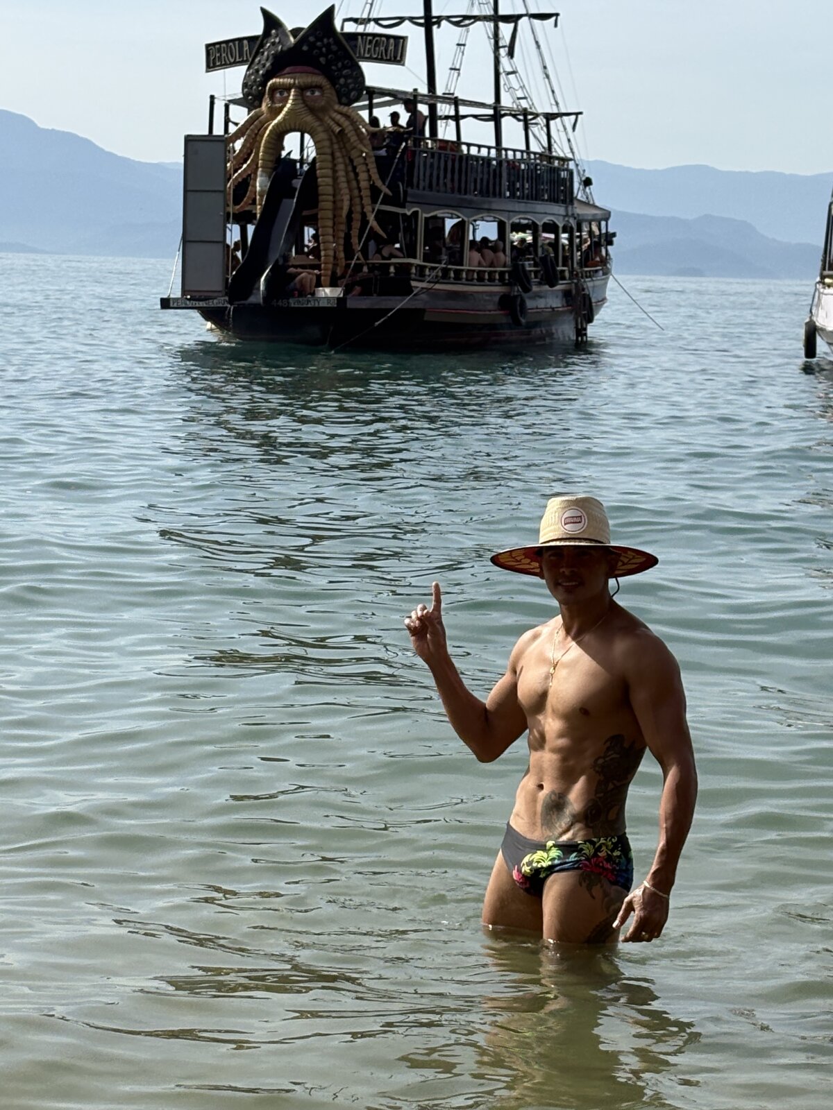 Foto em tendência de Paul22cm- 1724