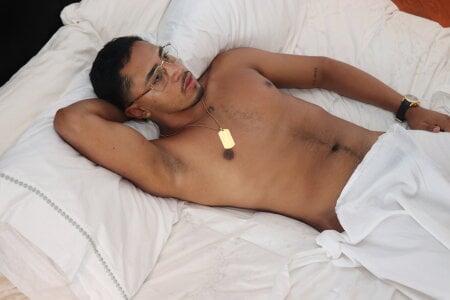 Brand_Collins HELLO I'M BRAND Pic 5