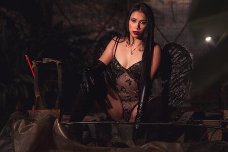 KaylaLux_ black is my color Pic 4