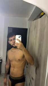 noah_corvelle :) Pic