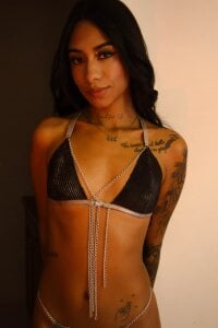 valery_carter01 Look but Don't Touch 🔥 Pic 8