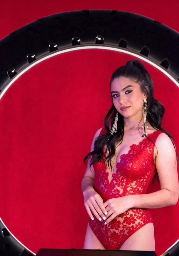 _Maddison_Ivanova_ Image populaire  2840