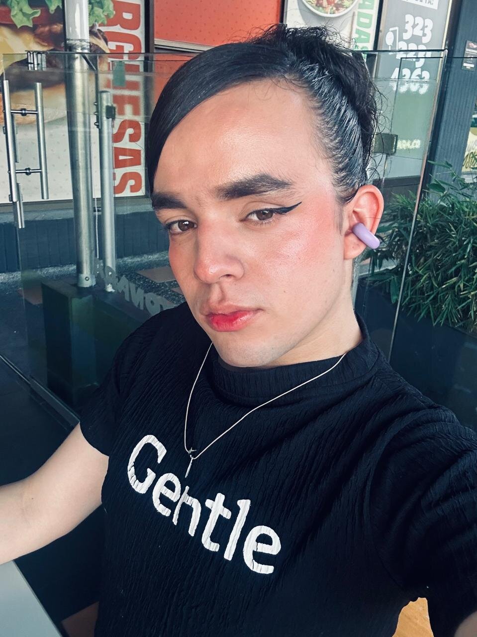 JustinePerry Populært foto 2364