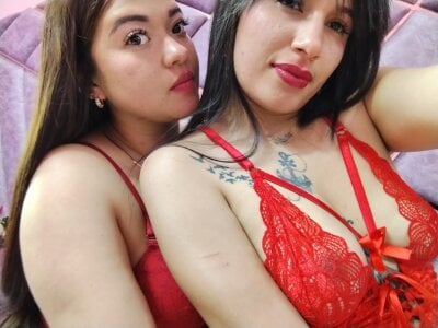 Scarlet_And_SofiDioamond Public slika 5