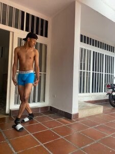 Tupac_D IN A SWIMSUIT Kuva 2