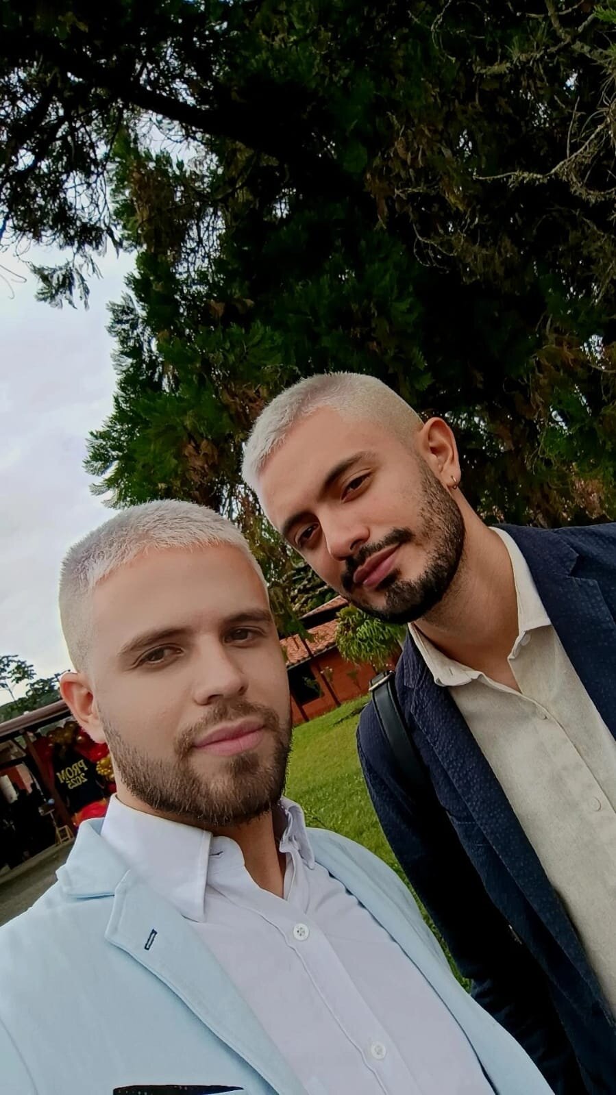 ETHAN_ADAM Foto en Tendencia 9961