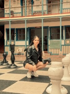 PaulinaSaint A walk in the mountains Immagine  3