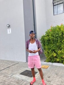 MANNISBLACK Public Pic 3