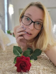 Claire_Vi