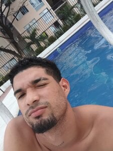 CarlosHotVibes: carlos vibes hot ( фото)