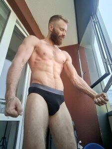 Paul_RolexのPaul is king daddyの 2枚の写真