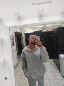 CarlosHotVibes: Public ( 4 фото)