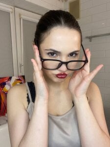 LeenaPuita Do you like strict style? Pic 5