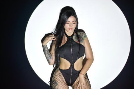 Maia_Steel Public Pic 9