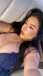 Zoey_thompson 💙 Between lace and sighs... let yourself be caught by my gaze and discover what I want to provoke i Pic 4