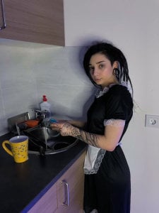 Nikki_Evans Maid ^^ Pic 6