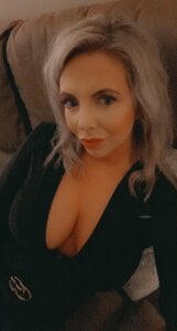 Betty_BlueEyesX Public Pic 5