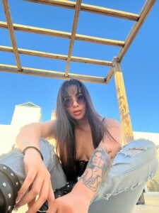 channel_w1 Outdoors 🍃 Pic 5