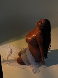 anahi_ryan_ A special Gift! ⭐💫  5. fénykép