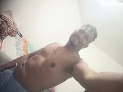 Riojn90 Public รูป  2