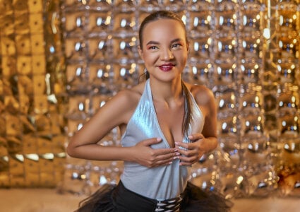 ElizabethMartinez Public Pic 3