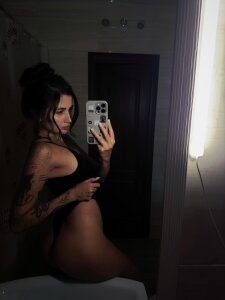 vexlana Public Pic 3