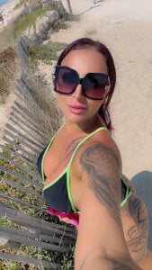 Public de JuliaVegaOff  9 photos