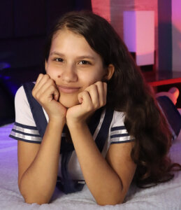 EmmaPetty Let me be your student Foto 5