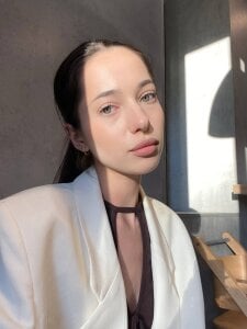 NicollYves Public Pic