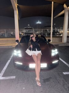 Humble_Peach Public Pic 3