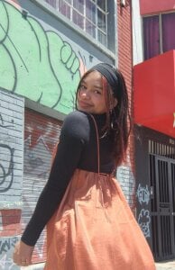 PrettyLia: Public ( 2 фото)