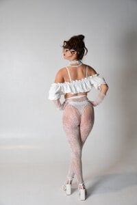 Strip-Lady Public Pic 6