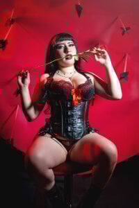 larissa01_ Will you let Cupid's arrow strike you?🏹 . fénykép