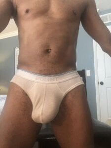 Hooshung_mvers8 Hello Pic