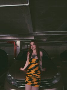 In the parking lot de Margot_Rose Fotos XXX 4